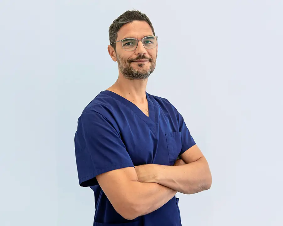Dr. Riccardo Dosoli - Odontoiatra - Studio Dentistico Poggio - Dentista a Milano, Duomo